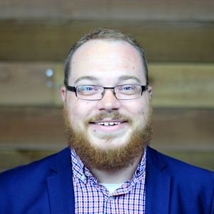 Webinar hosting presenter 