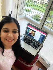 Webinar hosting presenter 