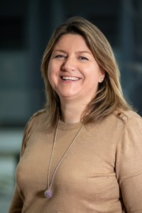 Webinar hosting presenter 