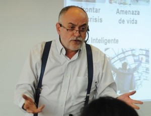 Webinar hosting presenter alejandro-candela-romo
