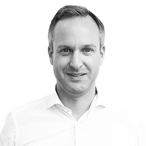 Webinar hosting presenter 