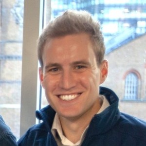 Webinar hosting presenter 