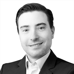 Webinar hosting presenter 