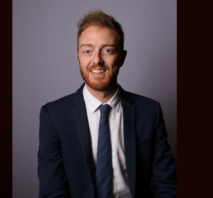 Webinar hosting presenter 