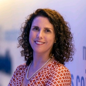 Webinar hosting presenter 