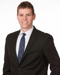 Webinar hosting presenter 