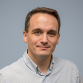 Webinar hosting presenter 
