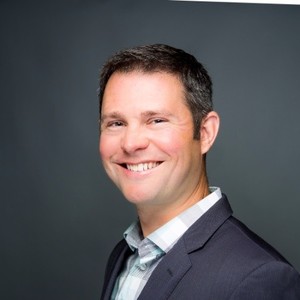 Webinar hosting presenter 
