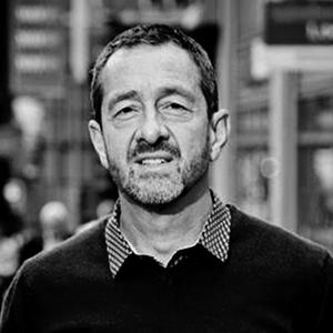 Webinar hosting presenter 