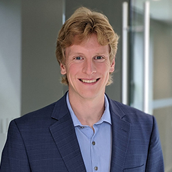 Webinar hosting presenter 