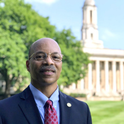 Webinar hosting presenter 