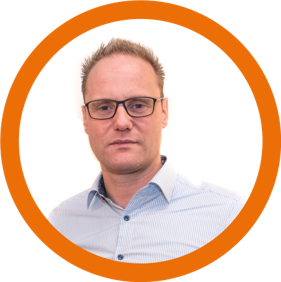 Webinar hosting presenter 