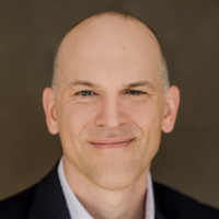 Webinar hosting presenter 