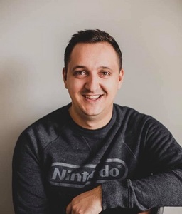 Webinar hosting presenter 