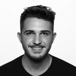 Webinar hosting presenter 