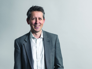 Webinar hosting presenter 