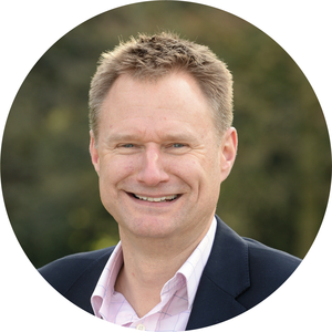 Webinar hosting presenter 