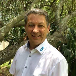 Webinar hosting presenter 