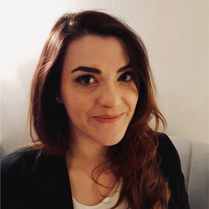 Webinar hosting presenter 