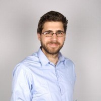 Webinar hosting presenter 