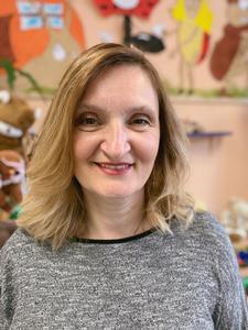 Webinar hosting presenter 