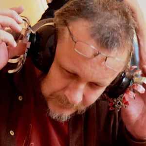 Webinar hosting presenter 