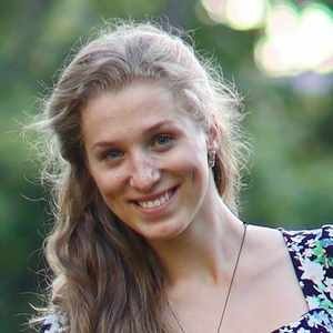 Webinar hosting presenter 