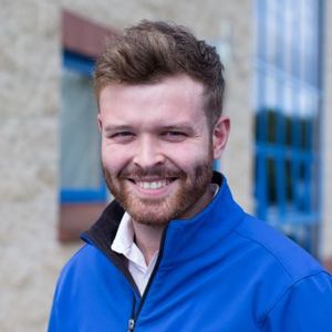 Webinar hosting presenter 