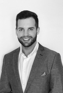 Webinar hosting presenter 