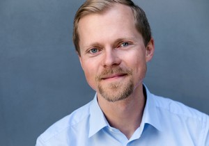 Webinar hosting presenter 