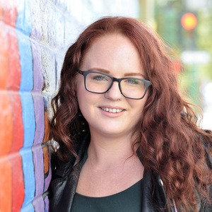 Webinar hosting presenter 