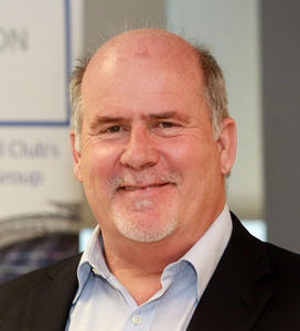 Webinar hosting presenter 