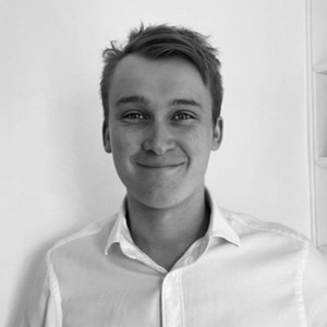 Webinar hosting presenter 