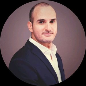 Webinar hosting presenter 