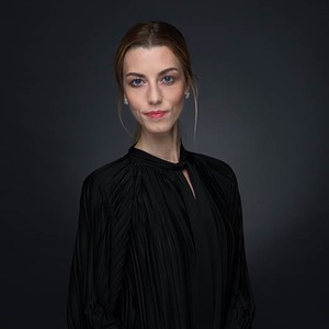 Webinar hosting presenter 