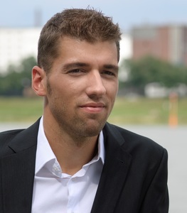 Webinar hosting presenter INSCYD - Mastering Performance