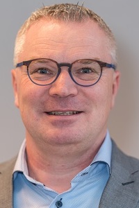 1637708377-ad5824f60e63cbec